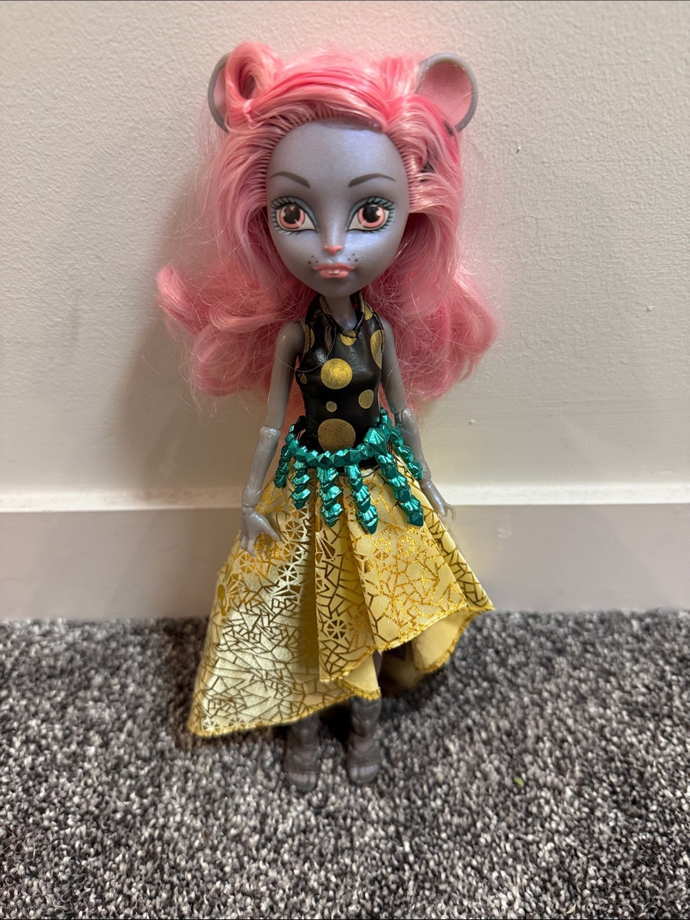 Monster High Mouscedes King Boo York Doll